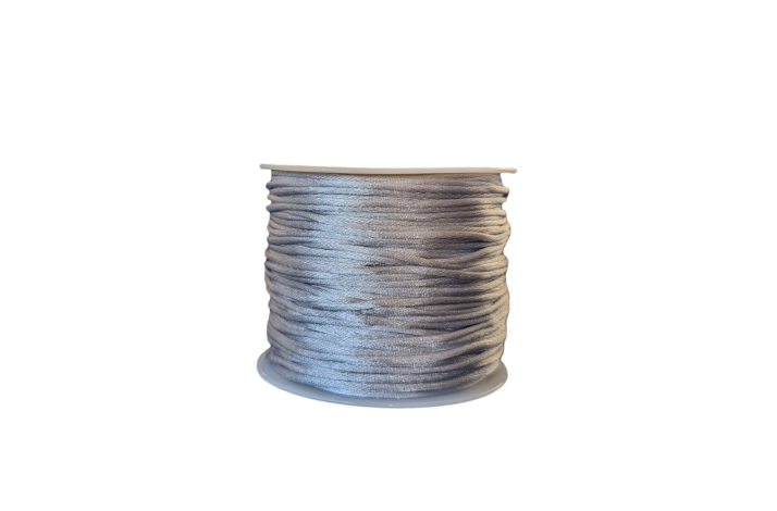 1,5 mm Skinnende Polyestersnor Lysegr